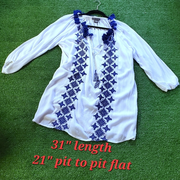 Beach Cover-up Embroidered - Picture 10 of 10